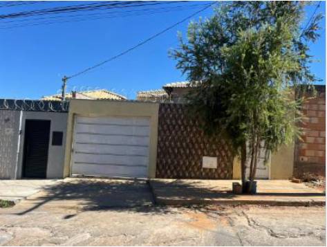 Casa em Montes Claros, Jaragua, Alameda Dos Jatobas, 99-A, MG. Área: 107m2