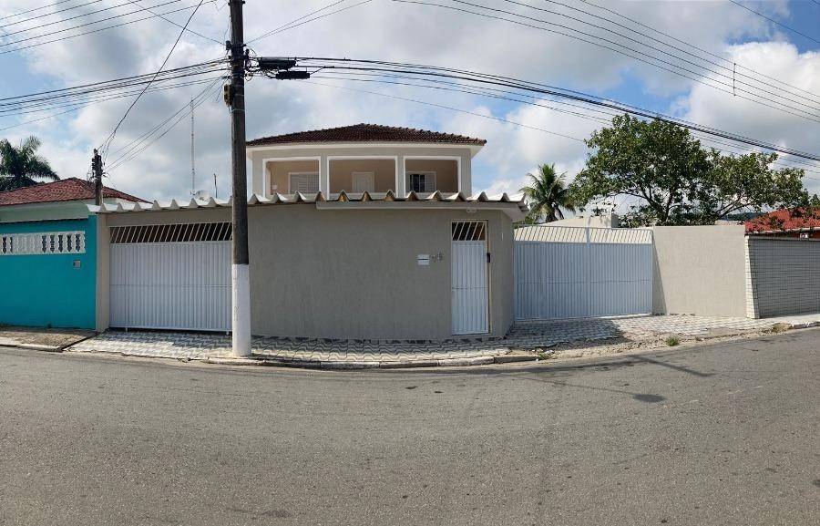 Casa em Juquiá, Floresta, Rua Victor Gustavo Kuno Hase, 16, SP. Área: 0m2