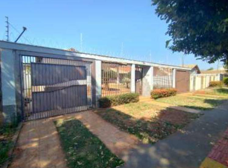 Casa em Campo Grande, Vila Bandeirantes, Avenida Joaquim Dornelas, 1103, MS. Área: 0m2