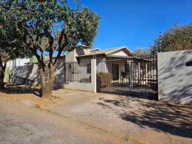 Casa em Lucas do Rio Verde, Jardim Das Palmeiras, Avenida Rio Dejaneiro, 660-S, MT. Área: 0m2