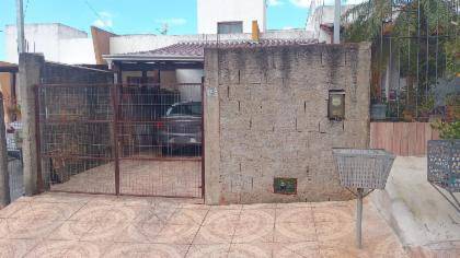 Casa em São Leopoldo, Campestre, Rua Theophilo Zanutto, 146, RS. Área: 61m2