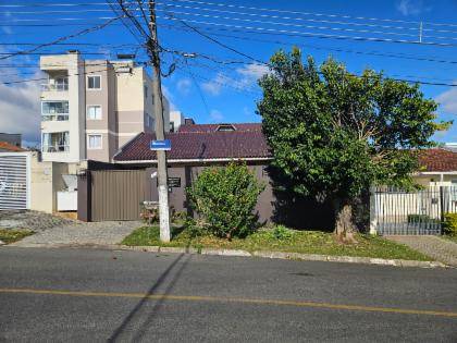 Casa em São José dos Pinhais, Afonso Pena, Rua Mandirituba, 522, PR. Área: 329m2