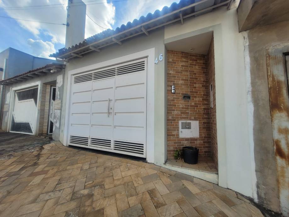 Casa em leilão no Jardim Chacara Velini, Tupa