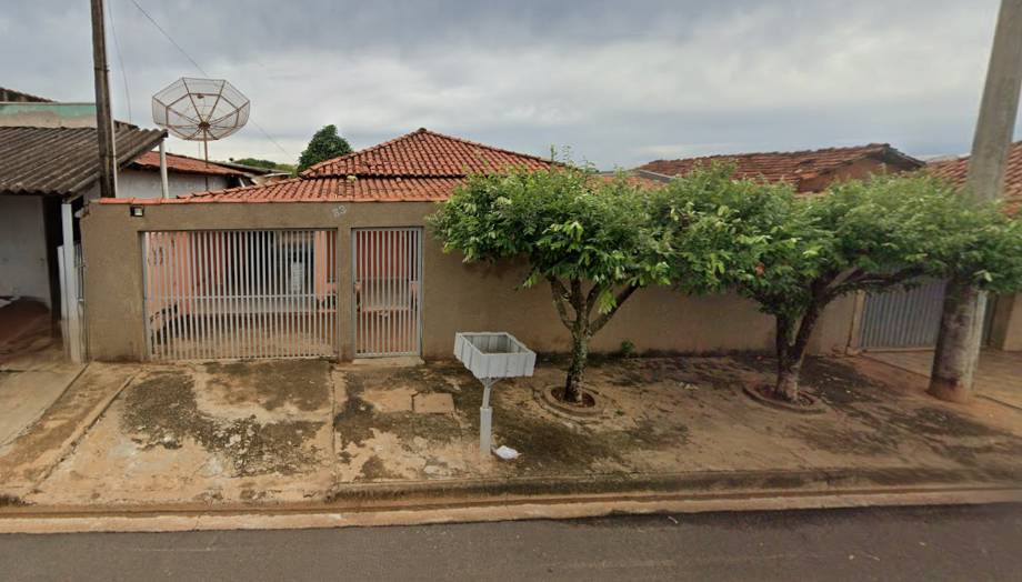 Casa em Vista Alegre do Alto, Residencial Center Perk, Rua Tocantins, 83, SP. Área: 0m2