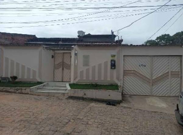 Casa em Wenceslau Guimarães, São José, Rua São José, 396, BA. Área: 276m2