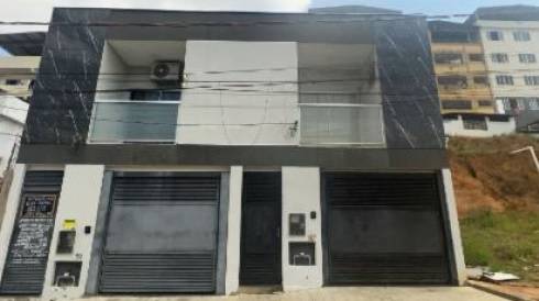 Casa em Leopoldina, João Paulo Ii, Rua Lourenço Ienaco, 57, MG. Área: 116m2