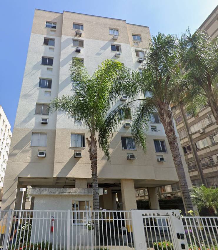 Apartamento na Rua Eulina Ribeiro