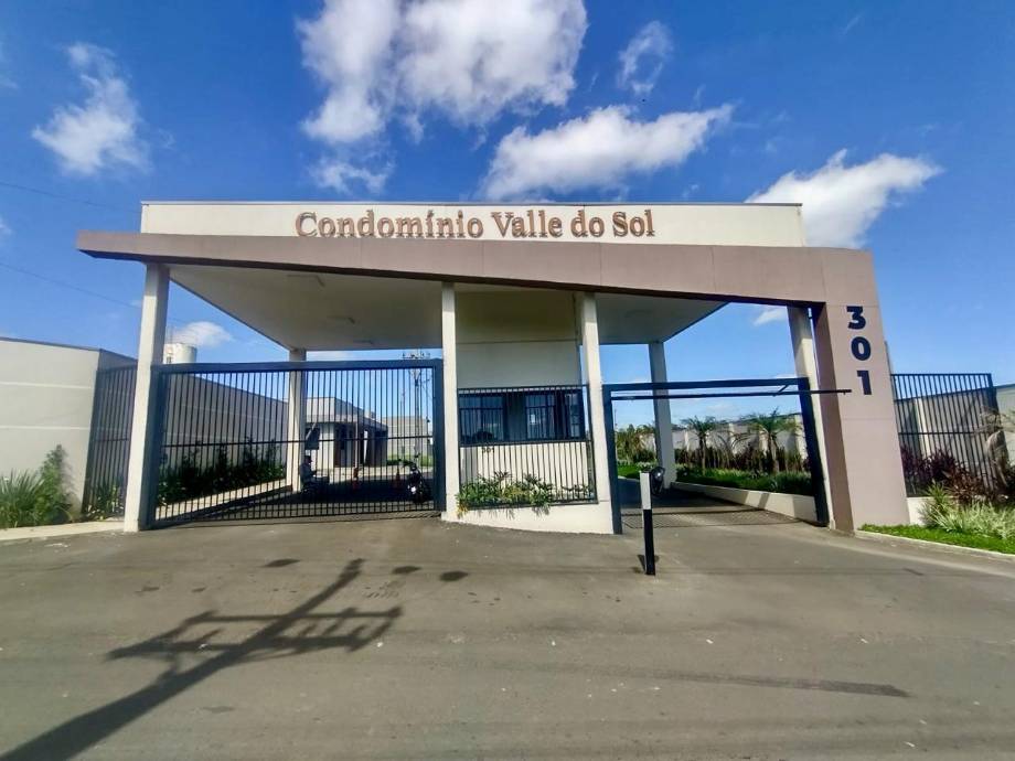 Lote em Ponta Grossa, Colônia Dona Luíza, Rua Juvelino Alves Dos Santos, 301, PR. Área: 190m2