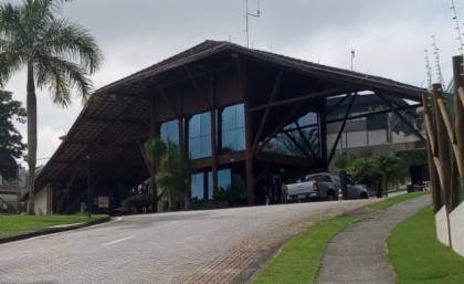 Casa em São José dos Campos, Jaguari, Alameda Maysa Matarazzo, 329, SP. Área: 416m2