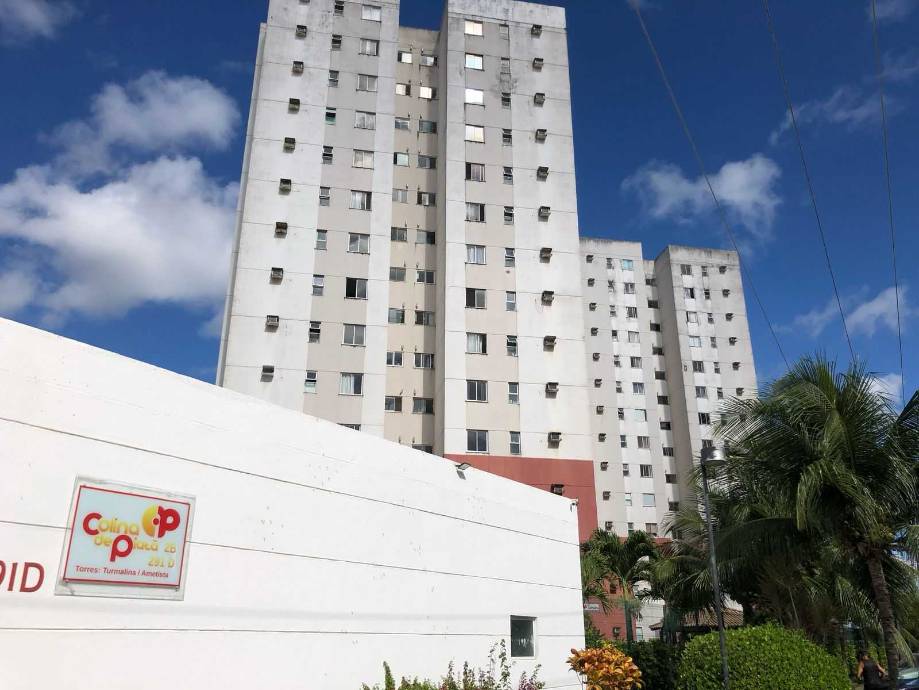 Apartamento, Piatã em Salvador, BA