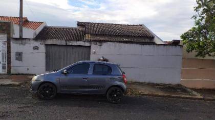 Foto de Casa na Rua Maurício De Rosis - Leilão em Cornélio Procópio/PR