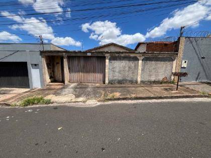 Casa em Maria Rezende